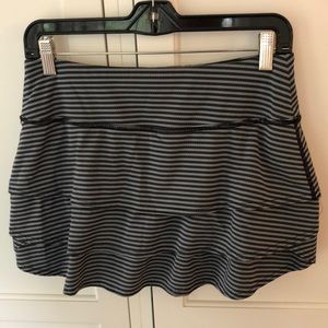 Athleta tennis skirt- like new!